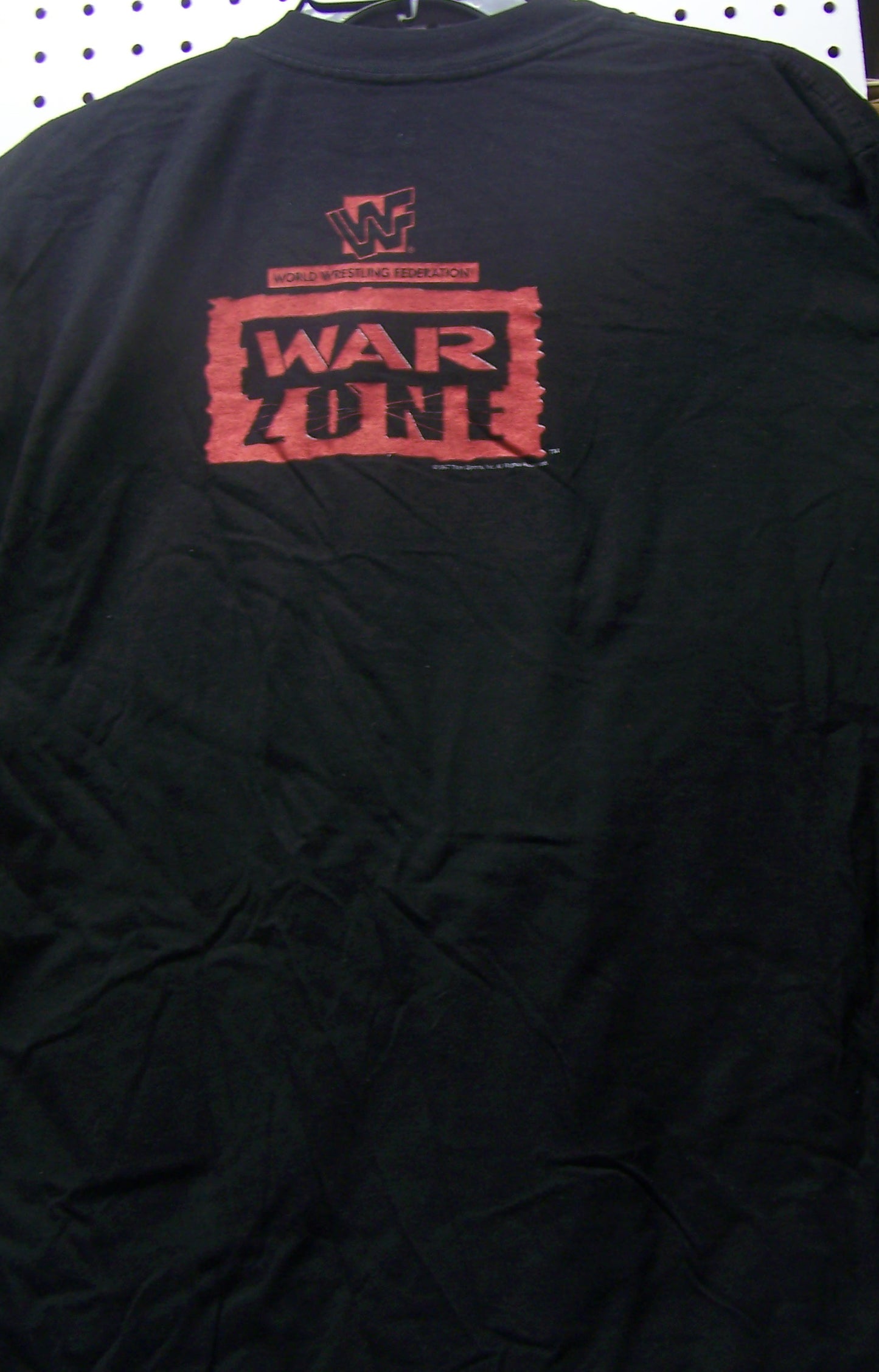 BAT84 Original WWE Raw is War Vintage Tee Shirt