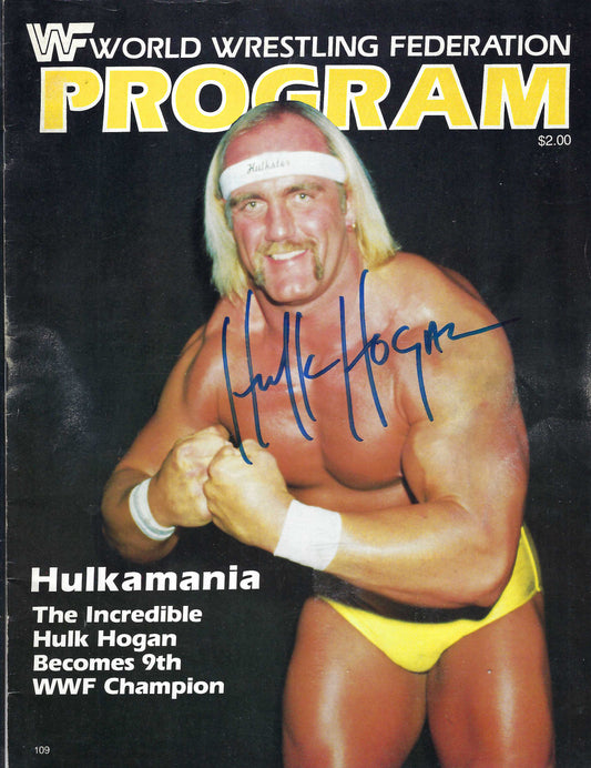 BD117 Hulk Hogan Autographed VERY RARE Vintage Wrestling Magazine w/COA