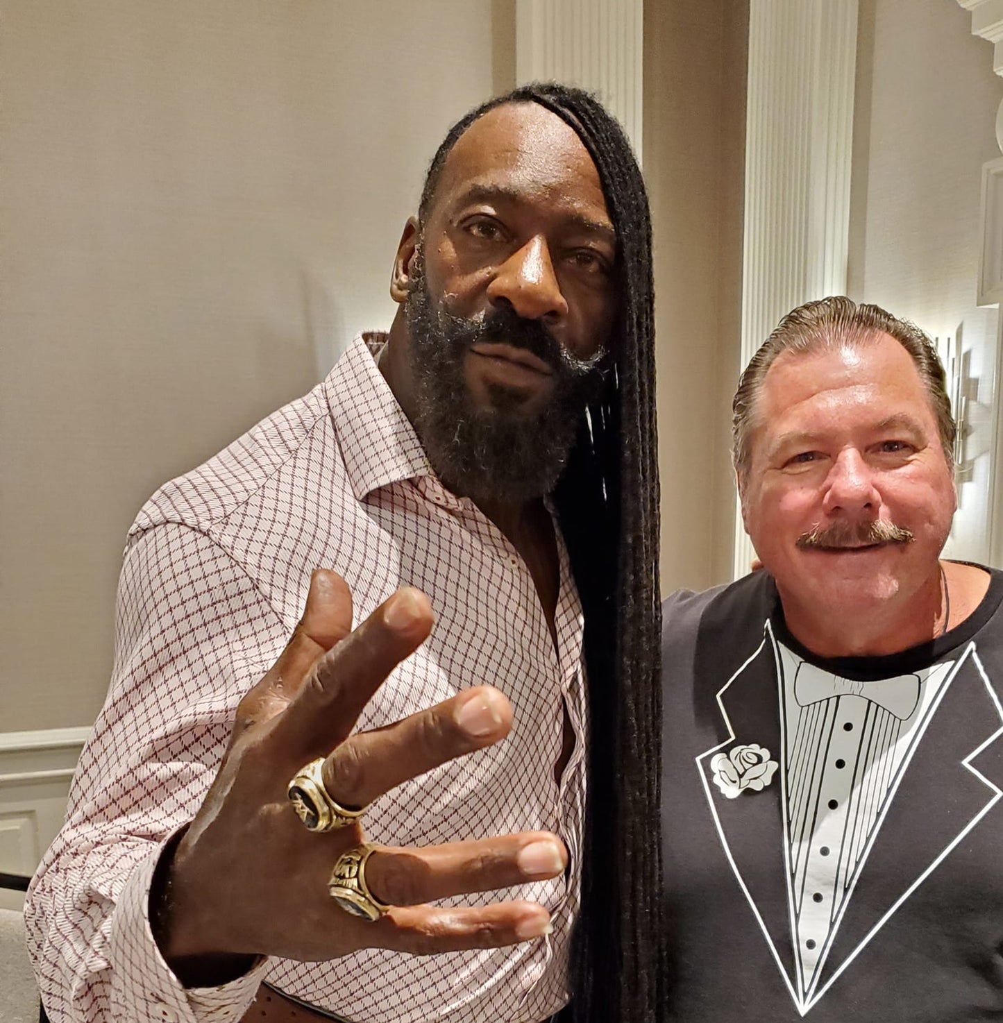 BD18 Booker T Sharmell Autographed VERY RARE Vintage Wrestling Magazine w/COA