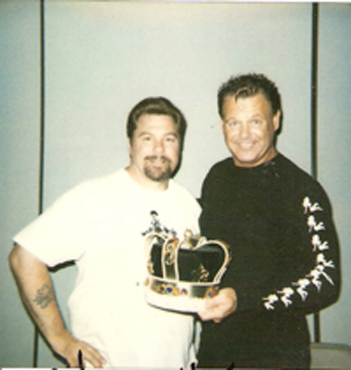 AM845 Jerry the King Lawler Stan the Lariat Hansen VERY RARE Autographed Vintage Wrestling Magazine w/COA