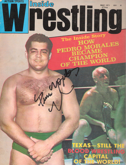 AM71B Pedro Morales ( Deceased ) Autographed Wrestling Magazine w/COA