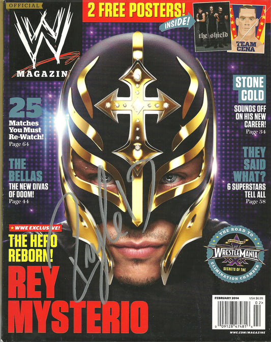 AM164 Rey Mysterio Autographed WWE Wrestling Magazine w/COA