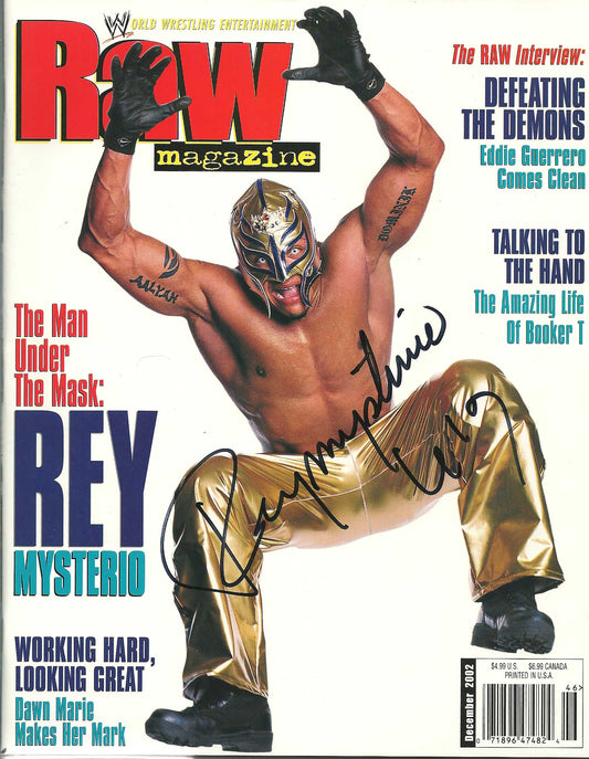 AM480 Rey Mysterio Autographed Vintage Wrestling Magazine w/COA