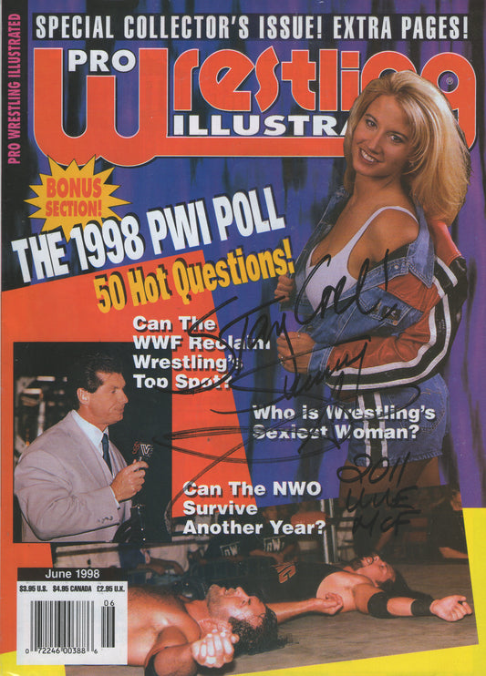 AM525 Sunny Autographed Vintage Wrestling Magazine w/COA