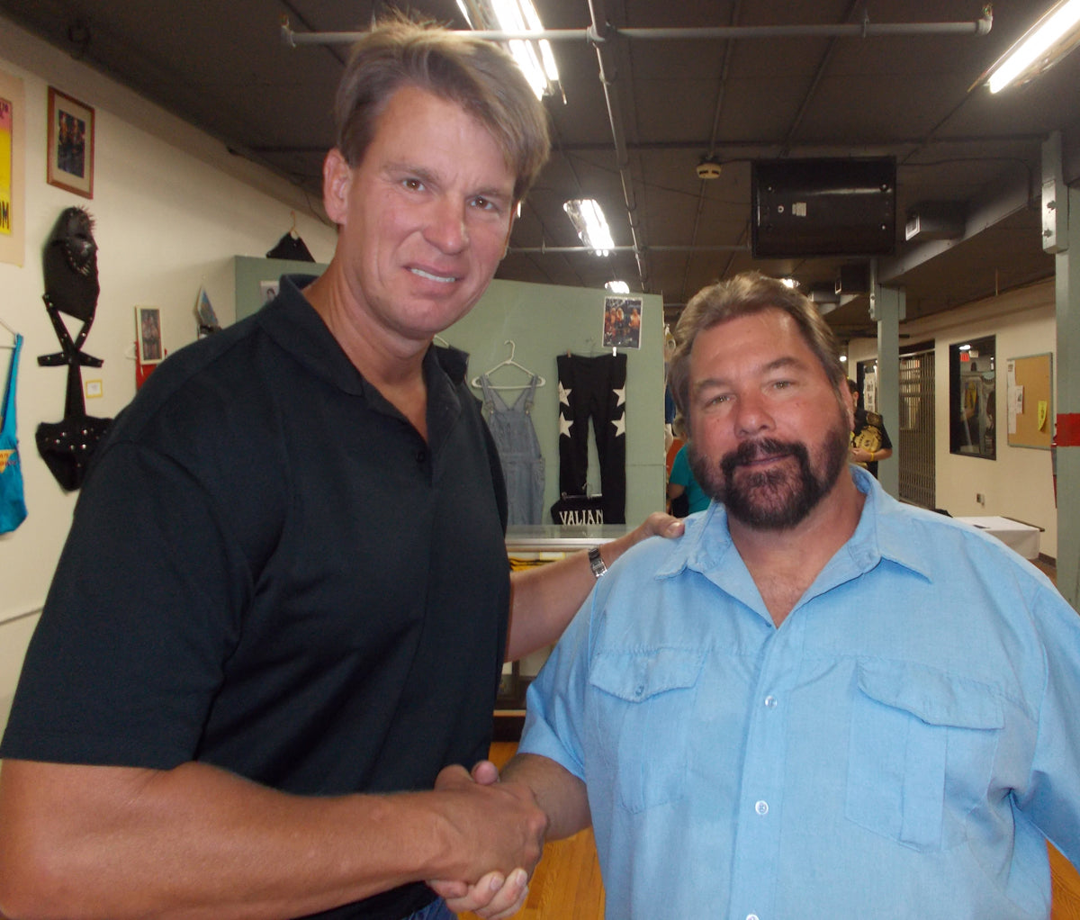 AM606 JBL Autographed Vintage Wrestling Magazine w/COA