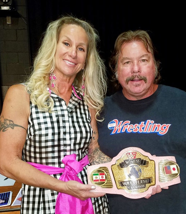 MBS13 Americas Sweetheart Misty Blue Simmes vs Medusa Autographed VERY RARE Vintage Wrestling Photo w/COA