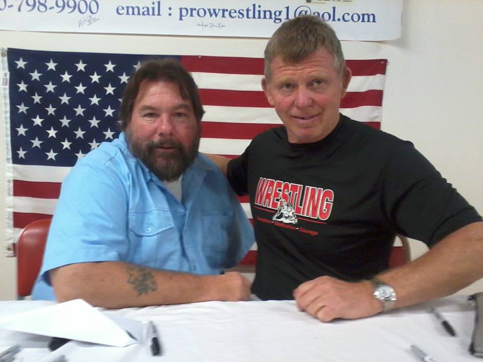 AM456 Bob Backlund Autographed Vintage Wrestling Magazine w/COA