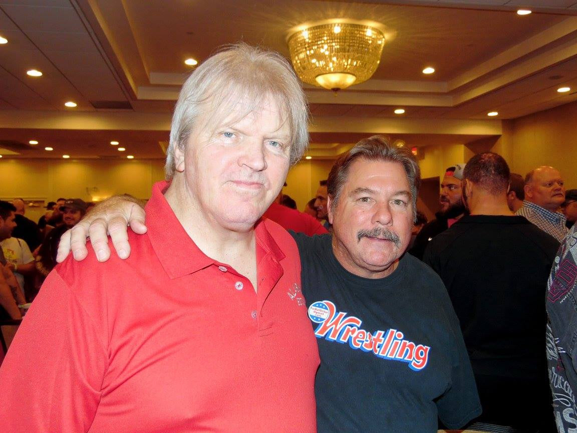 BD217 Ric Flair Ricky Morton Magnum TA Bobby Eaton Robert Gibson Autographed VERY RARE Vintage Wrestling Magazine w/COA