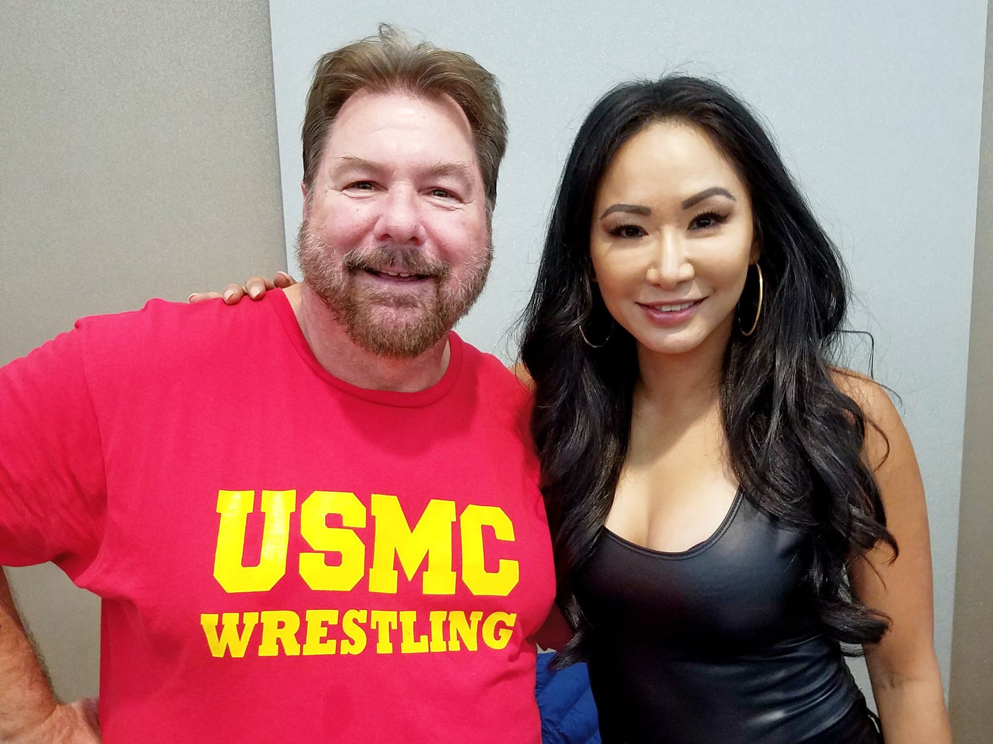 M175 Gail Kim Autographed Wrestling Photo w/COA