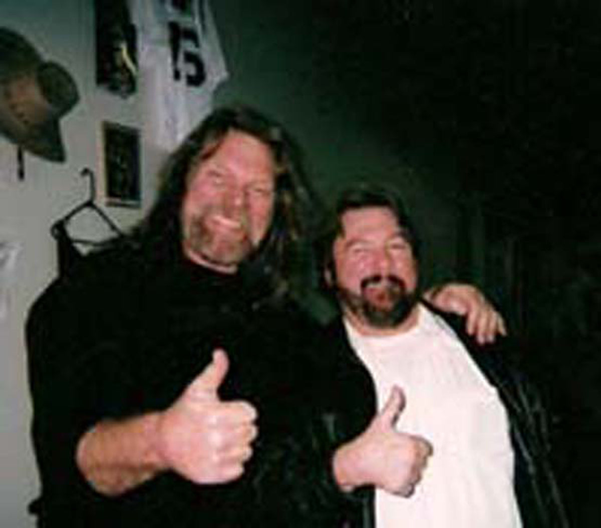 AM773 Hacksaw Jim Duggan VERY RARE Autographed Vintage Wrestling Magazine w/COA