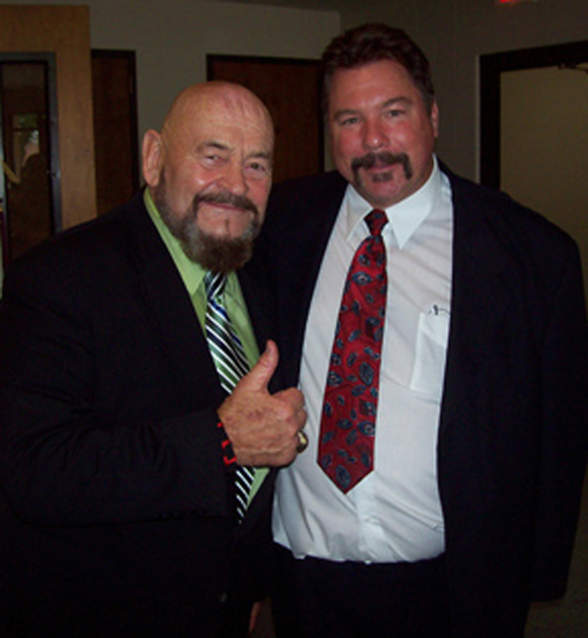 M424 The Russian Bear Ivan Koloff ( Deceased ) Autographed Wrestling Photo w/COA
