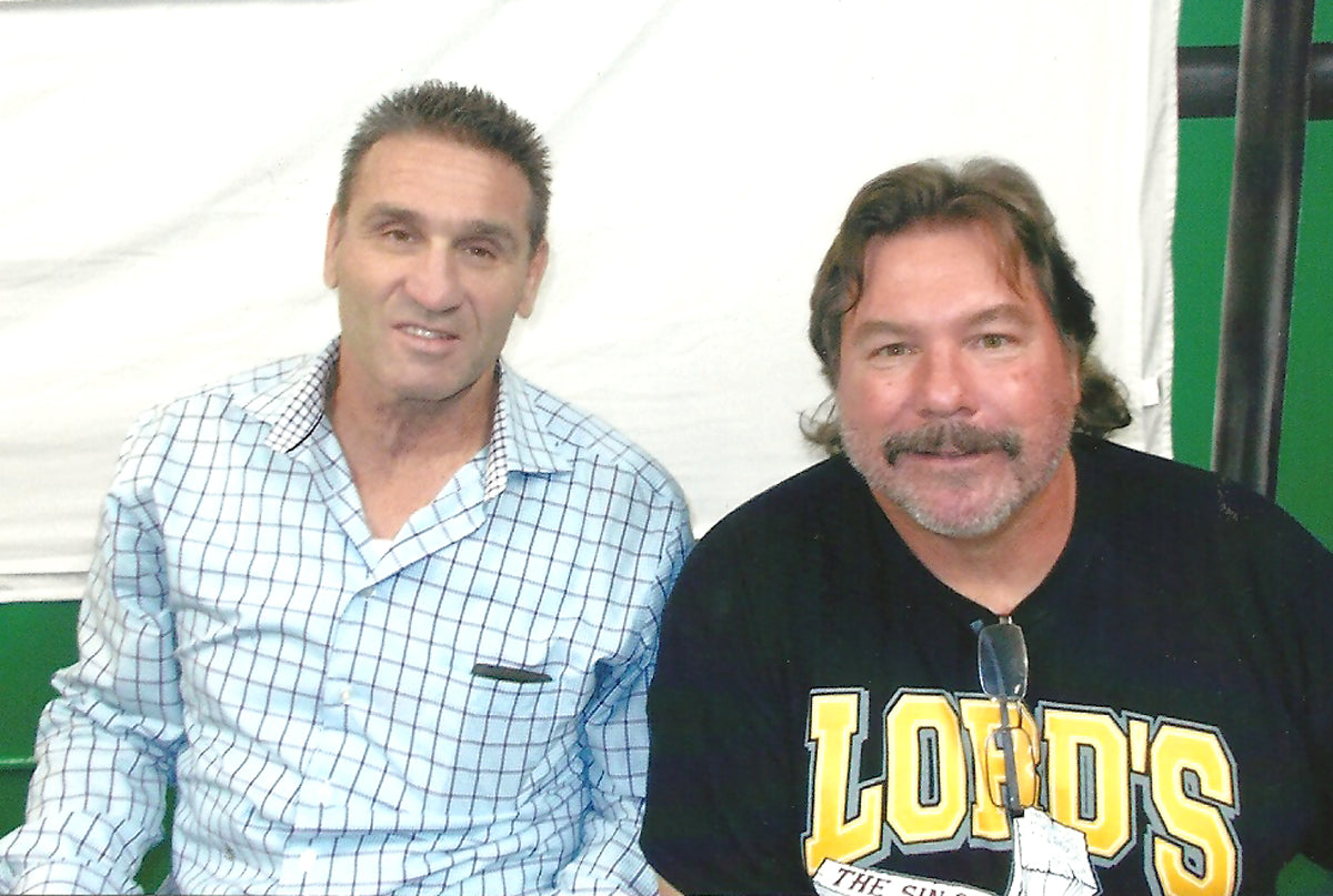 AM829 Hulk Hogan Sting Shawn Michaels Ken Shamrock Diamond Dallas Page VERY RARE Autographed Vintage Wrestling Magazine w/COA