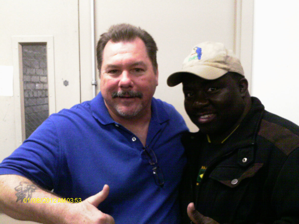 BD2 Hulk Hogan Arn Anderson Larry Zbyszko Bobby Eaton (Deceased ) Steiner Brothers Sting Ric Flair Bruno Sammartino ( Deceased )Mil Mascaras Koko B. Ware Autographed Vintage Wrestling Magazine / Program w/COA