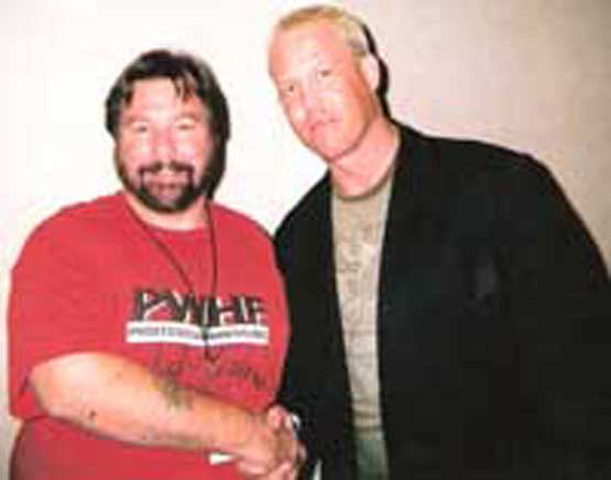 AM497 Mr. Kennedy Autographed Vintage Wrestling Magazine w/COA