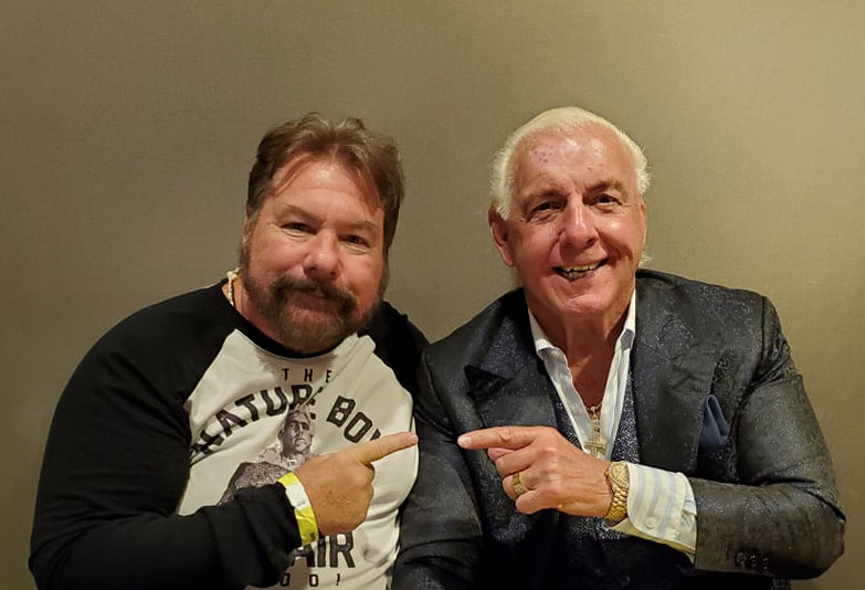 AM857 Jake Roberts Cheryl Roberts Ric Flair Sting VERY RARE Autographed Vintage Wrestling Magazine w/COA