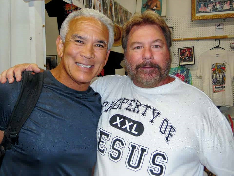 AM218 Ricky the Dragon Steamboat Autographed vintage Wrestling Magazine w/COA