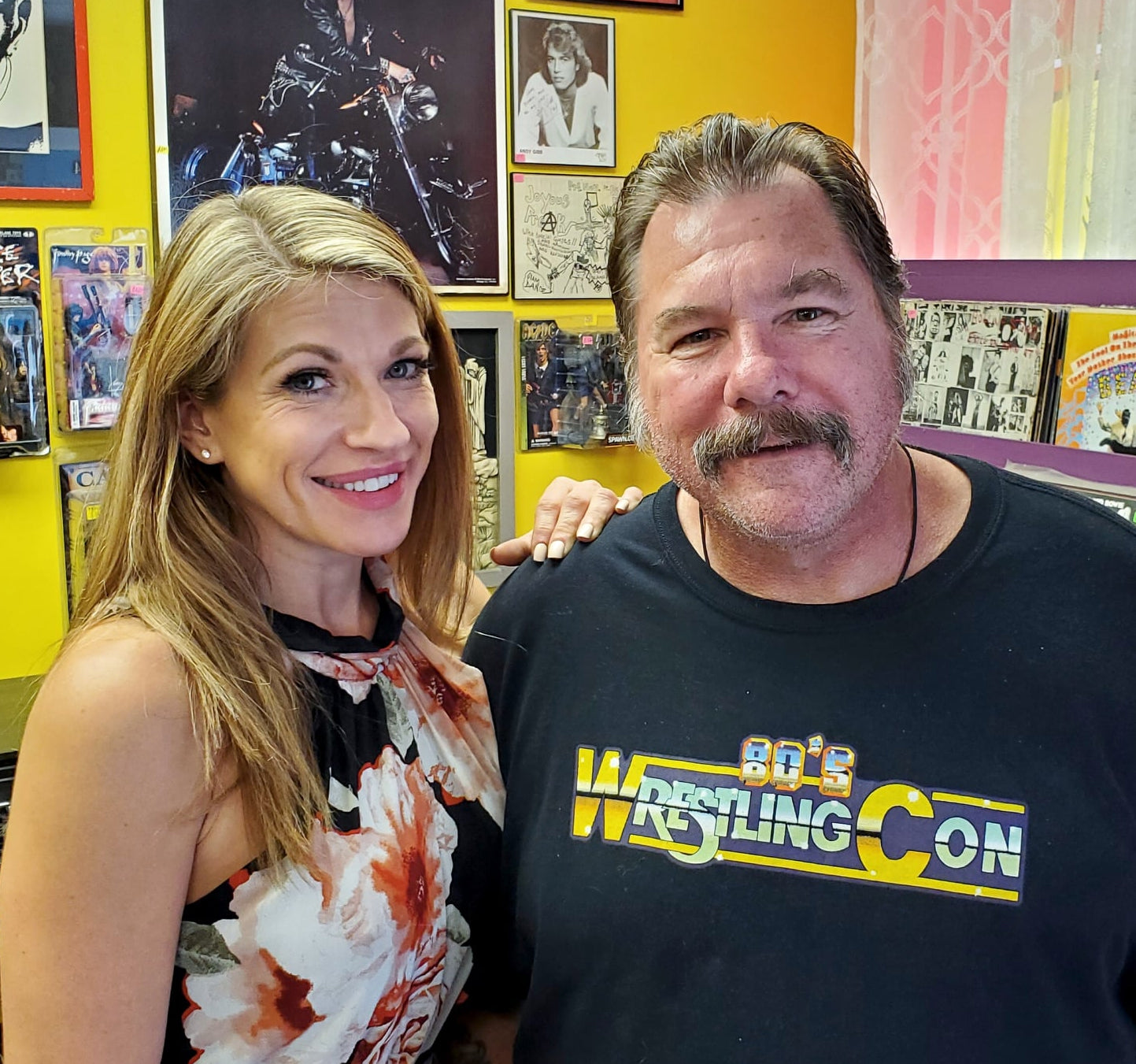 BD290 The Godfather Ivory Ryan Shamrock Autographed Vintage Wrestling Magazine w/COA