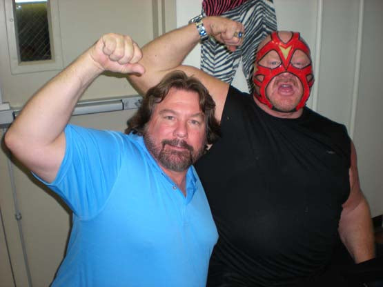 AM254 Big Van Vader ( Deceased ) Autographed vintage Wrestling Magazine w/COA