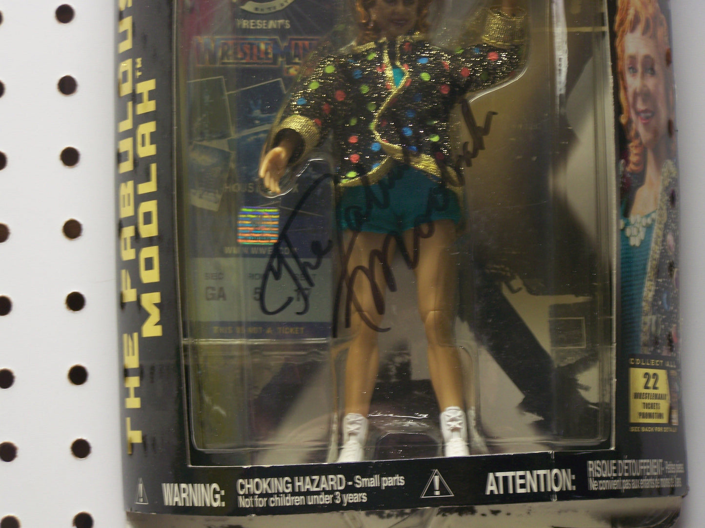 FMSAF1 Fabulous Moolah ( Deceased )Autographed Jakks Classic Action Figure w/COA