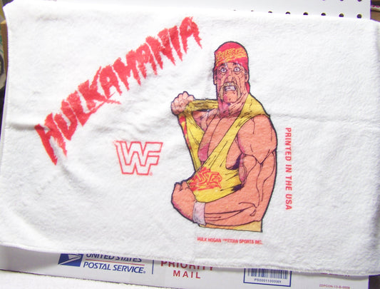 TWL3 VERY RARE WWF Hulk Hogan Hulkamania 15X23 Towel