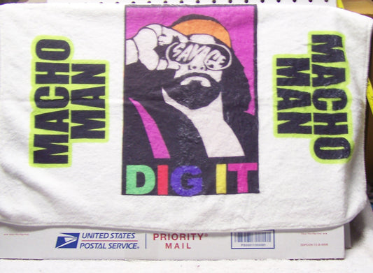 TWL4 VERY RARE WWF Macho Man 15 x 23 Towel