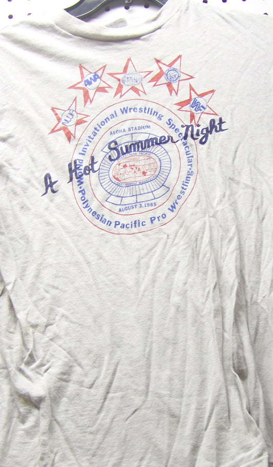 BAT32  Polynesian Pro Wrestling Original Vintage Tee Shirt  Size  M 38-40