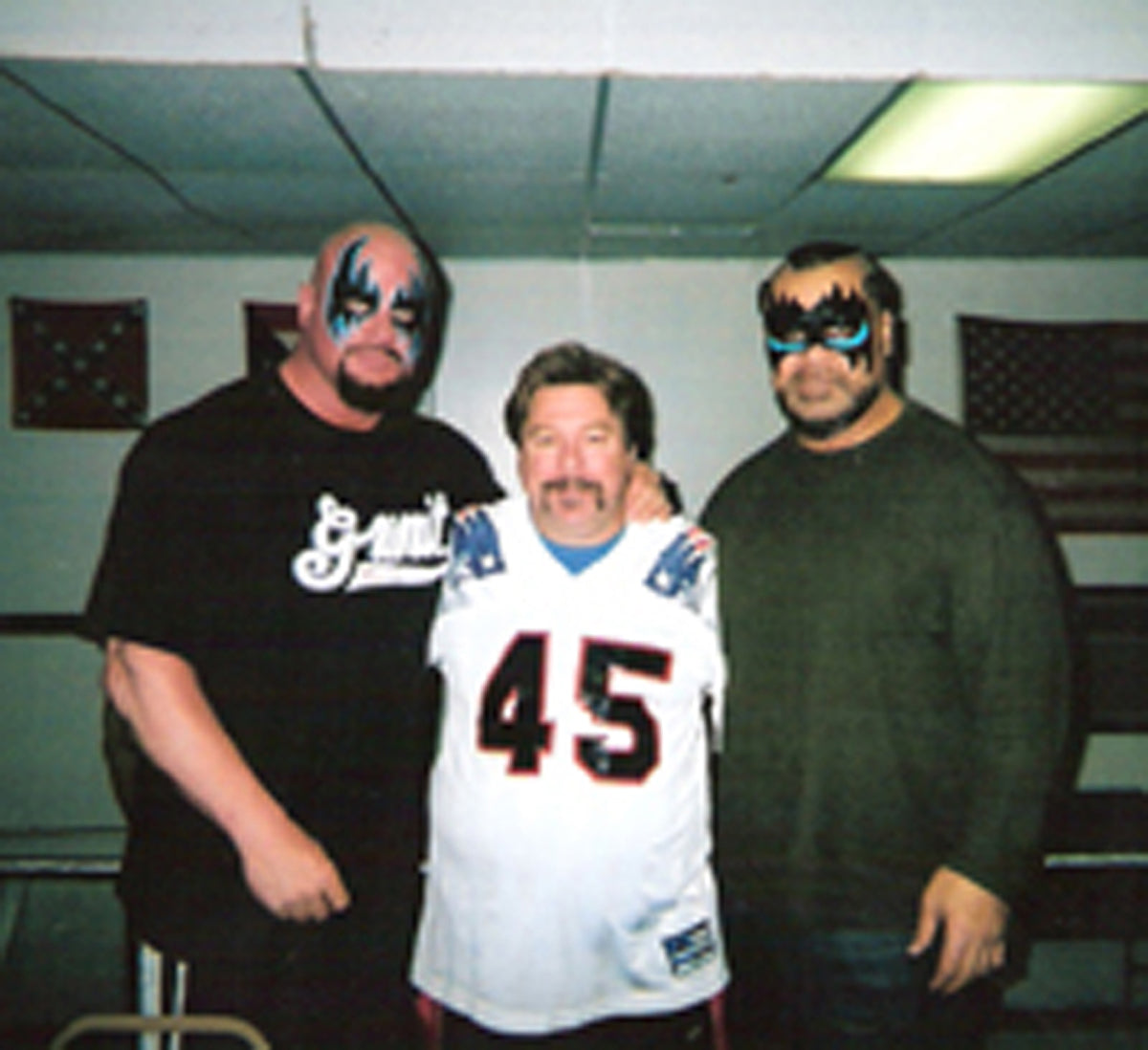 AM04 Powers of Pain signed WWF Wrestling Magazine w/COA