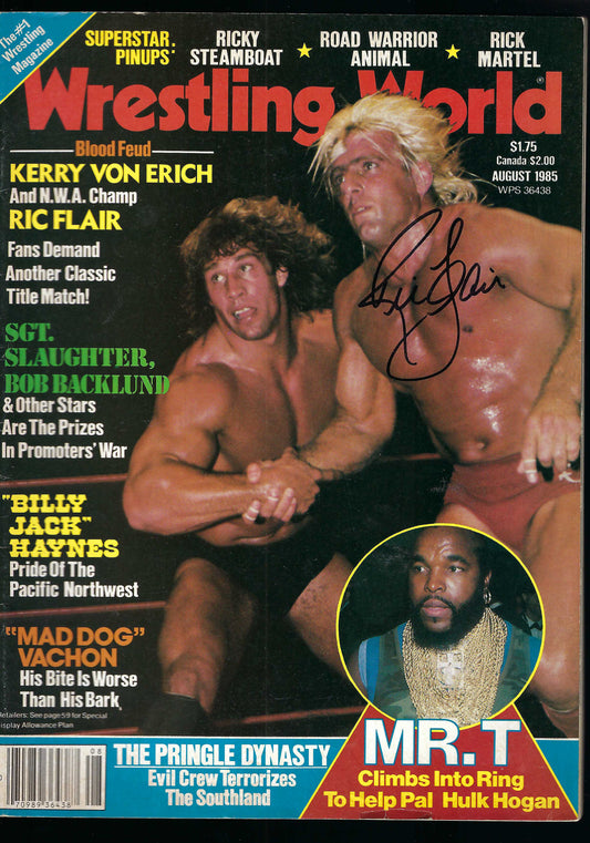 2RF9   Nature Boy Ric Flair  VERY RARE   Autographed Vintage Wrestling Magazine w/COA