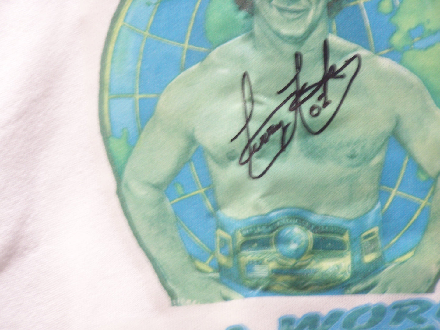 C28  Terry Funk Autographed  Pro Wrestling World Sweat Shirt w/COA