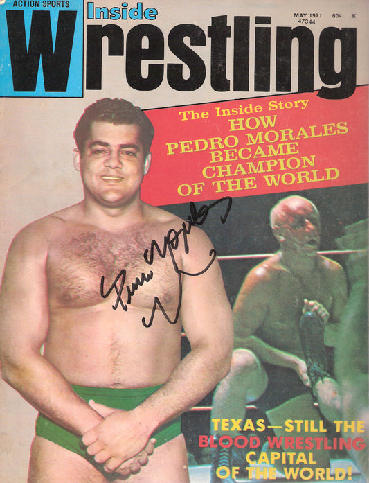 AM71B Pedro Morales  ( Deceased ) Autographed Wrestling Magazine w/COA
