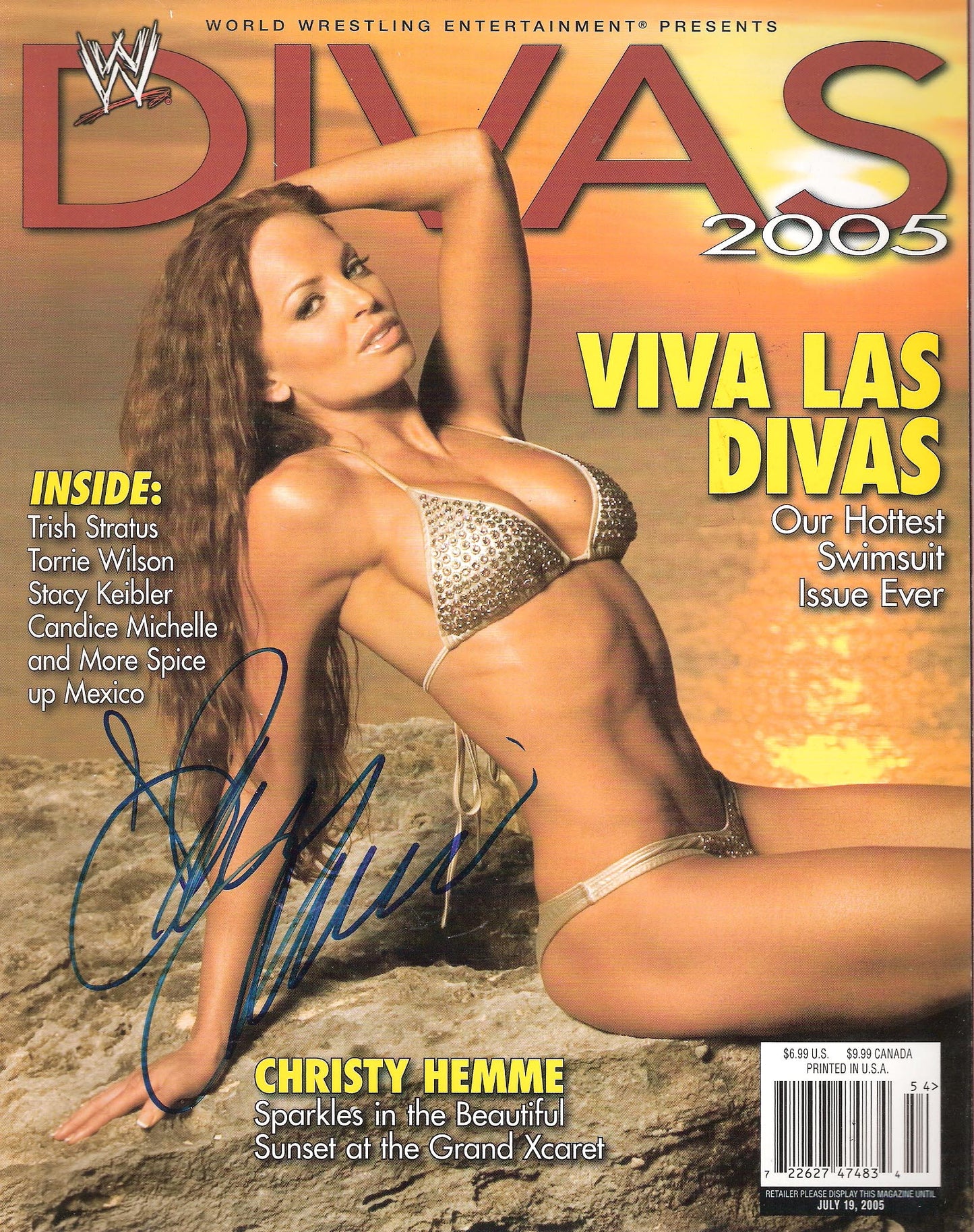 AM160  Christy Hemme Autographed WWF Diva Magazine w/COA