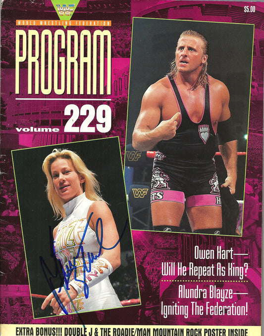 AM178  Alundra Blaze Autographed vintage Wrestling Magazine w/COA