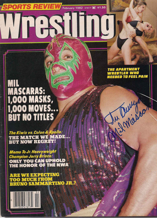 AM433 Mil Mascaras Autographed Vintage Wrestling Magazine w/COA