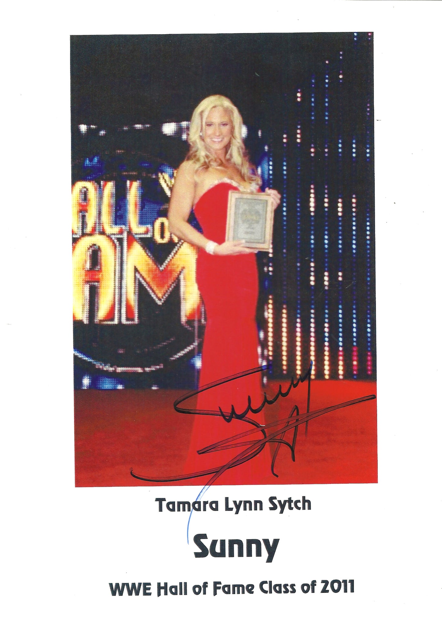 M196  Sunny Autographed Wrestling Photo w/COA