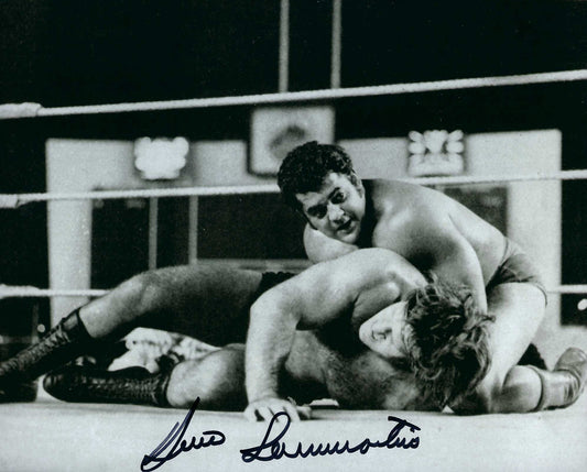 M2084  The Living Legend Bruno Sammartino ( Deceased )   Autographed vintage Wrestling Photo w/COA