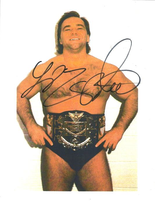 M330  Larry Zbyszko Autographed Wrestling Photo w/COA
